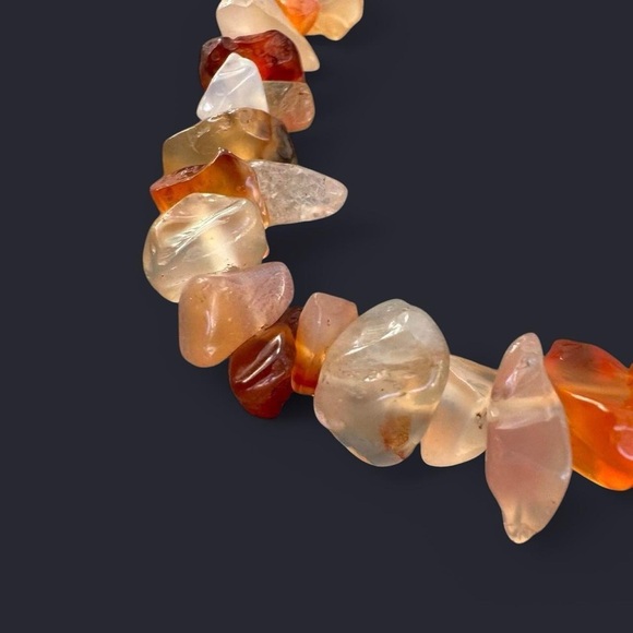Carnelian Agate Crystal Bead Bracelet - Picture 4 of 4
